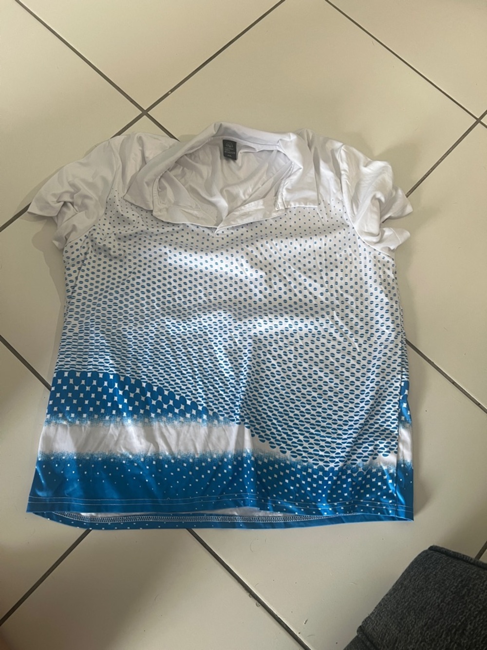 Men's White and Blue Gradient Polo Shirt